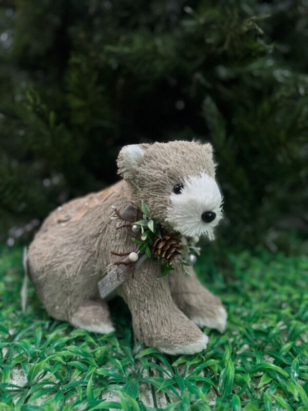 Oso Natural Sentado Con Adorno De Piña 20 Cm - Image 3